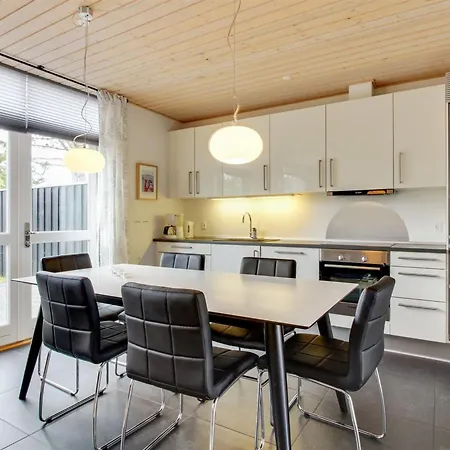 Appartamento Lucjan - 800m From The Sea By Interhome