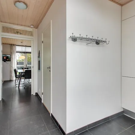 Lucjan - 800m From The Sea By Interhome Vejers Strand